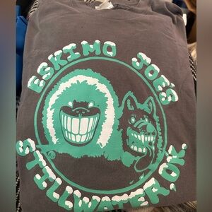 Eskimo Joe’s Stillwater OK Gray and Green Tee Size L